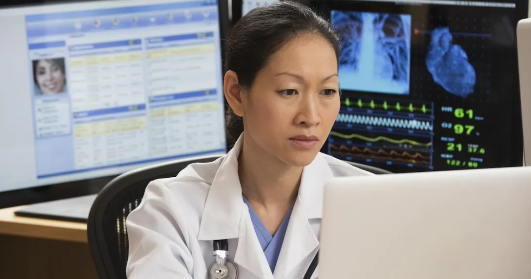 Clinical reviewing medical records Clinical reviewing medical records