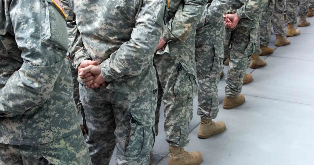 Image of soldiers marching Image of soldiers marching