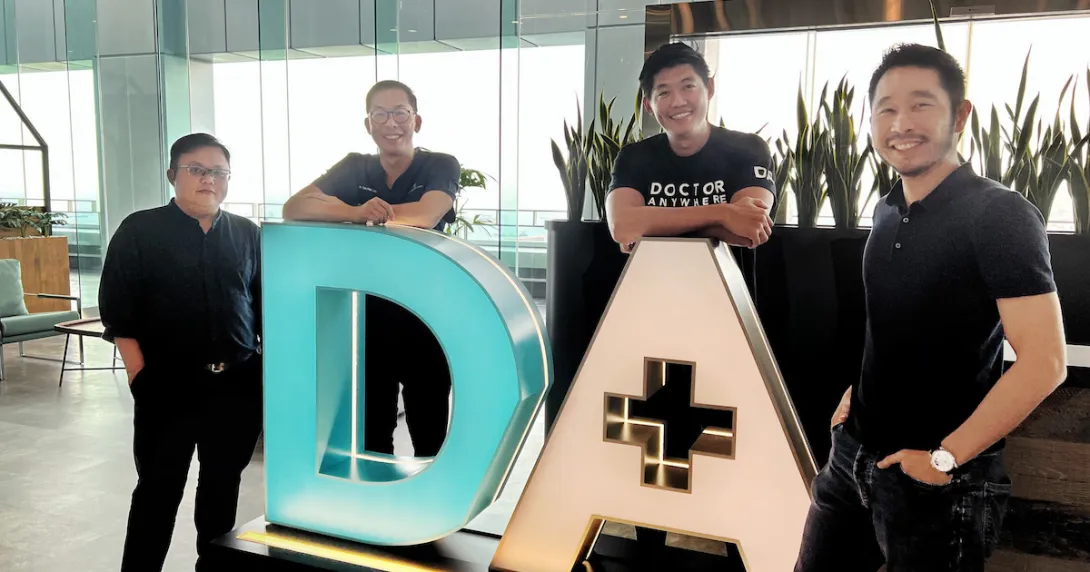 [Left-Right] Travis Seet, CFO, and Dr Chin Pak Lin, CEO, Asian Healthcare Specialists; Lim Wai Mun, CEO and founder, and Edwin Basuki, CFO, Doctor Anywhere Credit: Doctor Anywhere